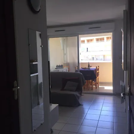 Les Balcons De La